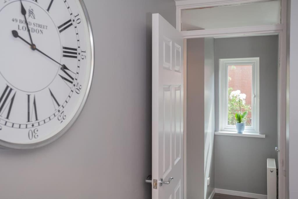 Beautiful Apartment In The Heart Of Belfast!! Экстерьер фото